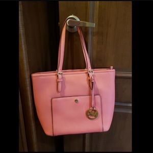 Michael Kors Tote